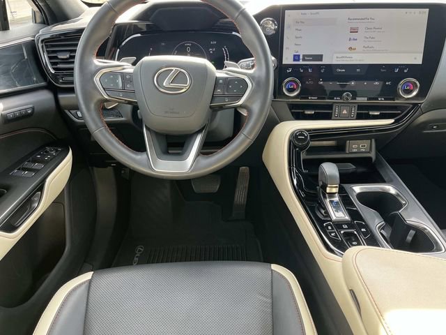 Used 2023 Lexus NX 350h AWD image 12