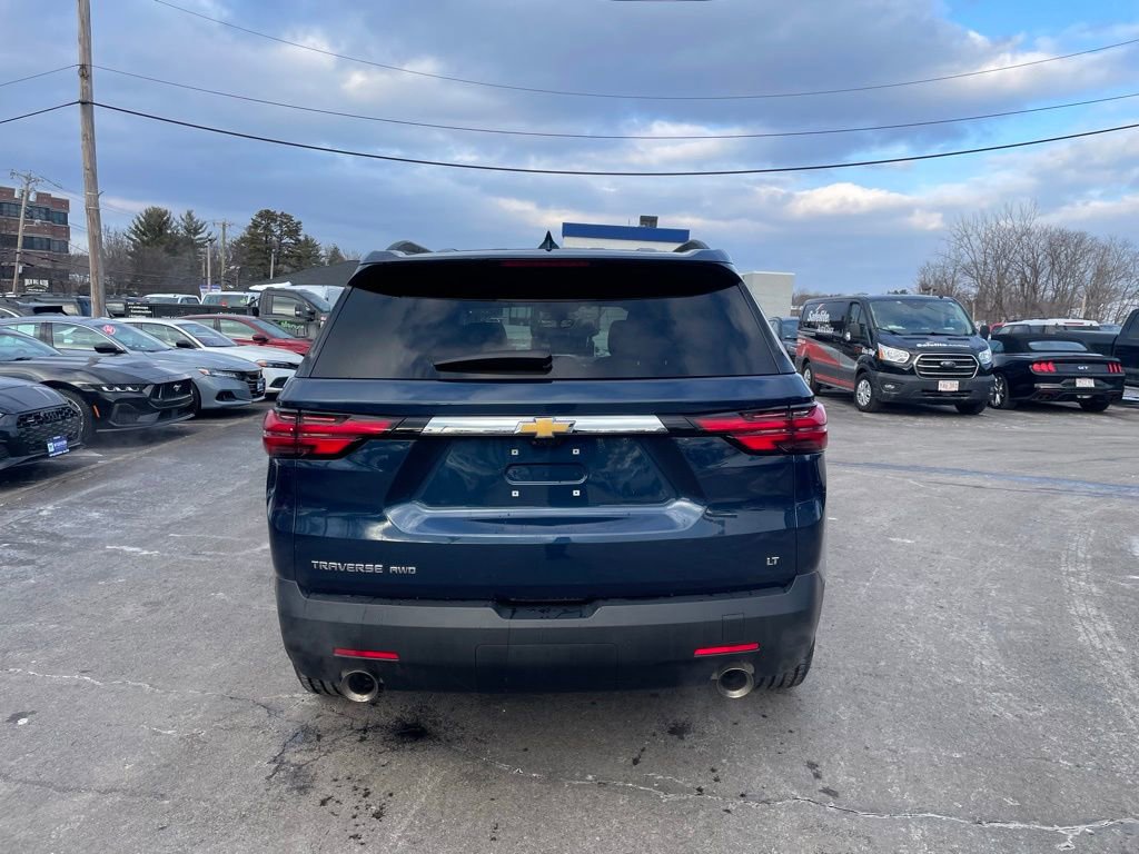 Used 2023 Chevrolet Traverse LT w/ LT Premium Package image 4