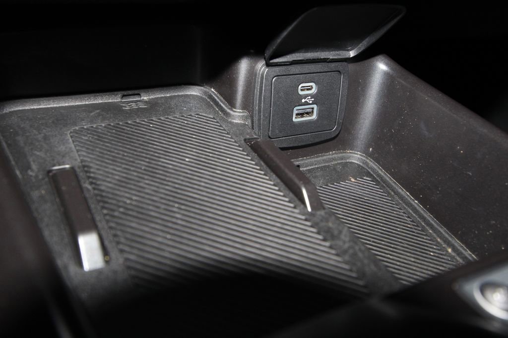 Used 2025 Ford Bronco Outer Banks image 19
