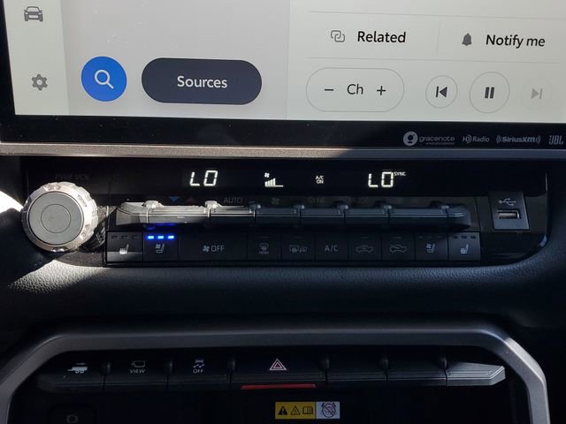 Used 2023 Toyota Tundra Limited image 30