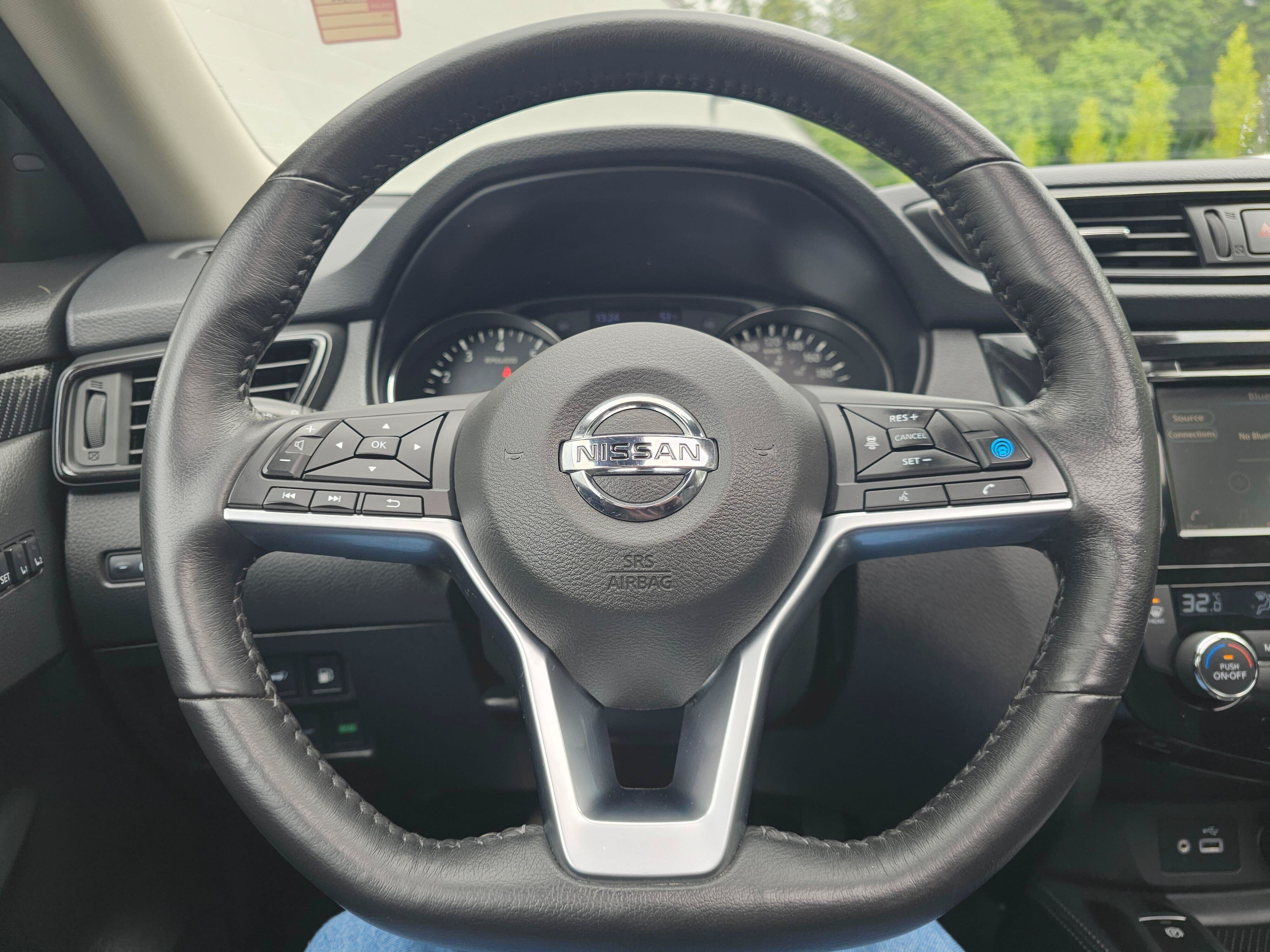 Used 2018 Nissan Rogue SL AWD/4WD image 26