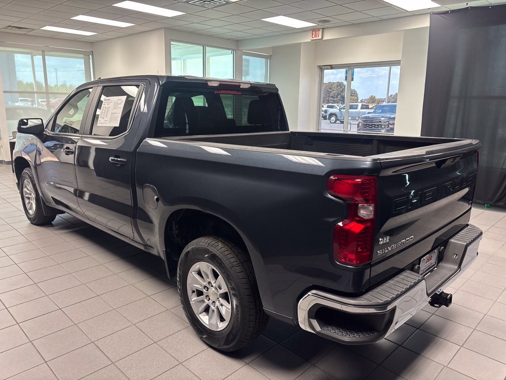 Used 2022 Chevrolet Silverado 1500 LT RWD image 5
