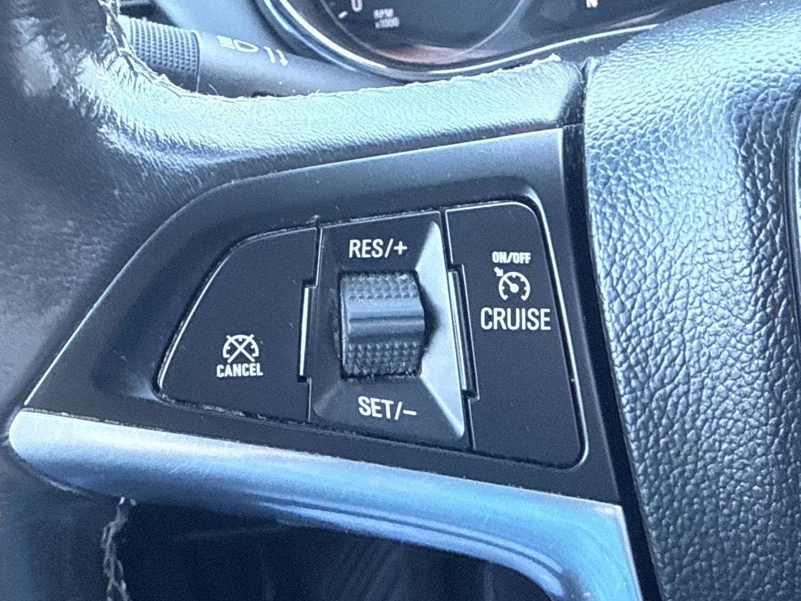 Used 2022 Buick Encore Preferred w/ Safety Package image 16