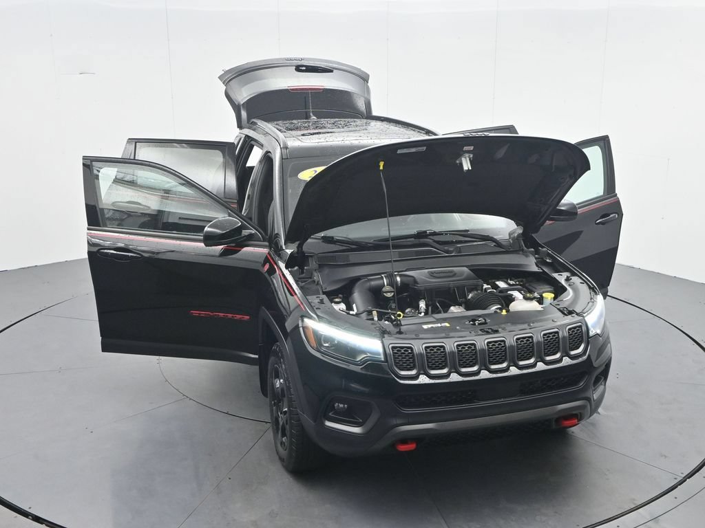 Used 2023 Jeep Compass Trailhawk w/ Trailhawk Elite Group AWD/4WD image 40