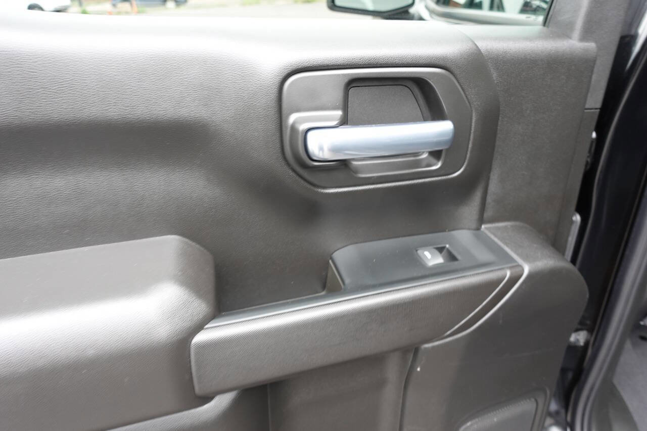 Used 2023 Chevrolet Silverado 1500 Custom w/ LPO, Dark Essentials Package AWD/4WD image 21