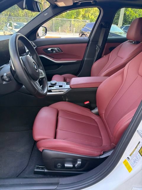 Used 2023 BMW 330i Sedan w/ M Sport Package RWD image 12