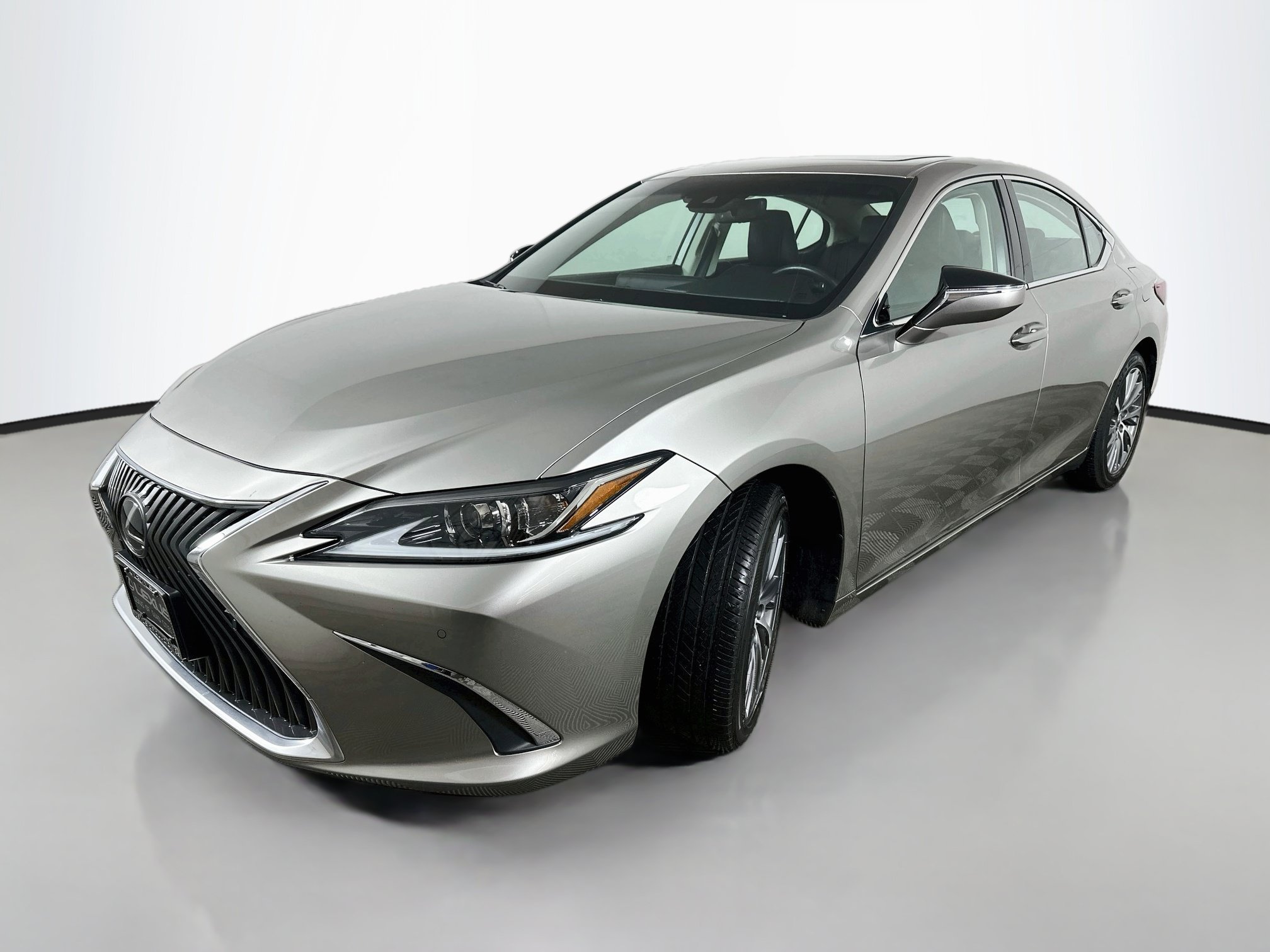 Used 2019 Lexus ES 350 w/ Premium Package FWD image 3