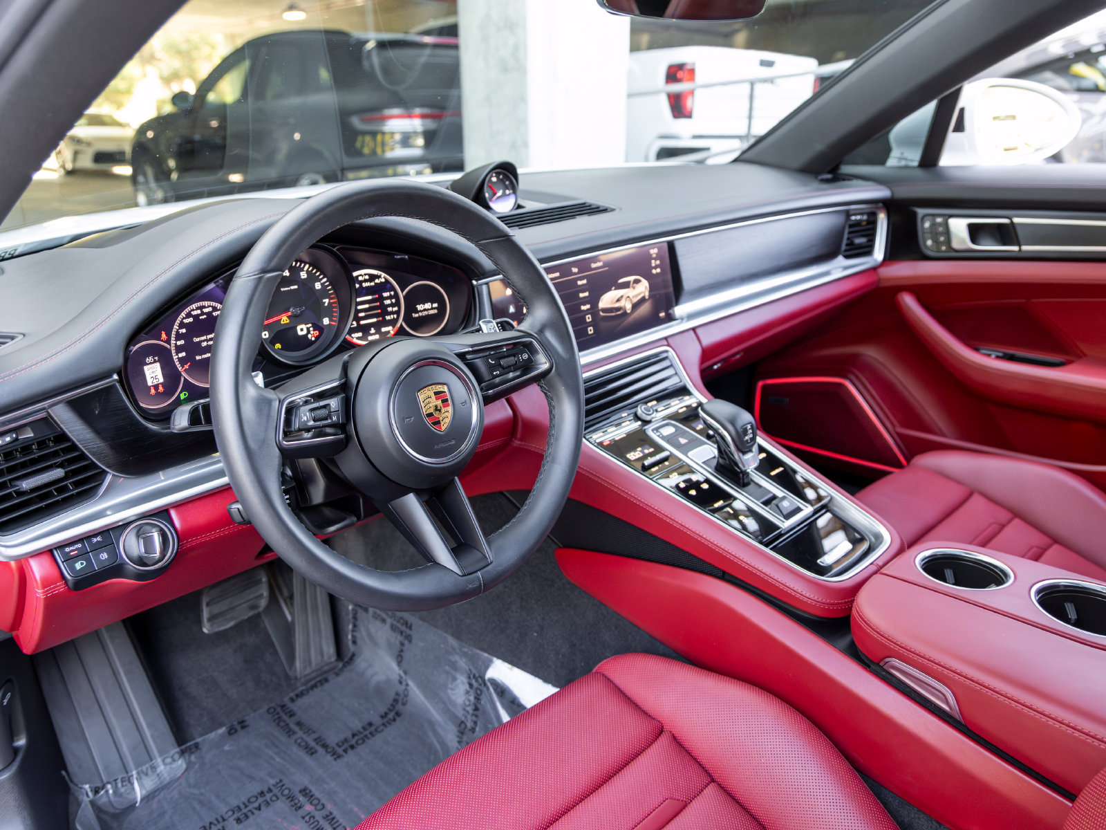 Used 2023 Porsche Panamera 4 Platinum Edition AWD/4WD image 4