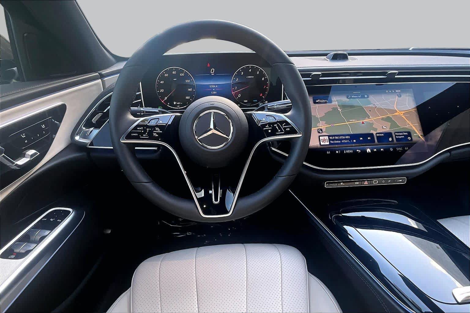 Used 2025 Mercedes-Benz E 350 Sedan image 6