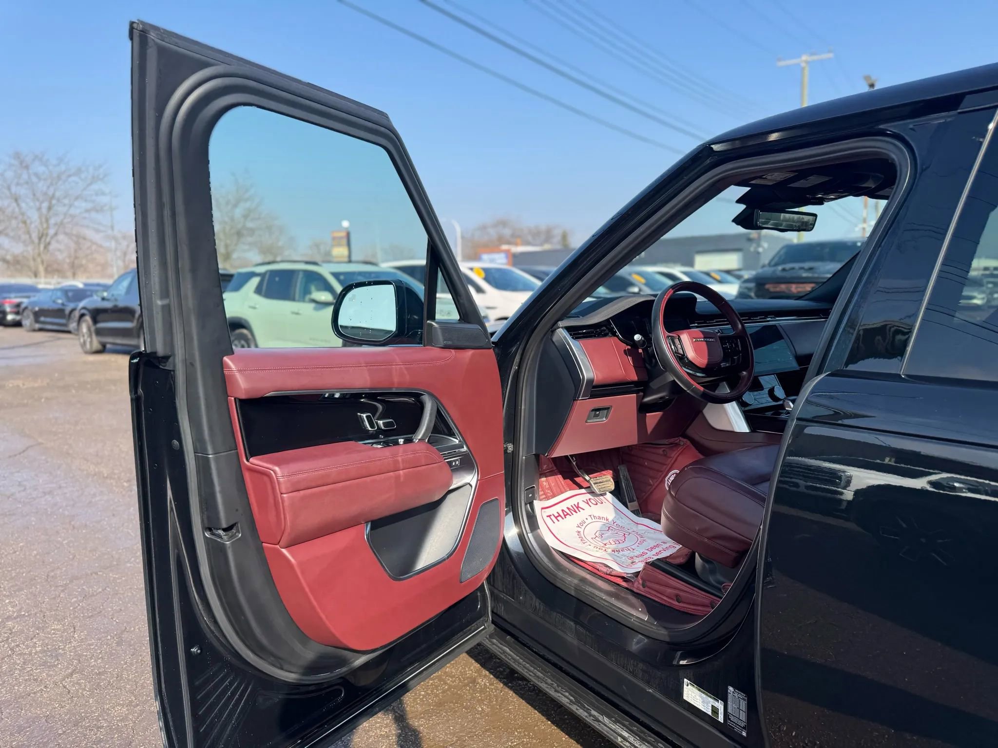 Used 2023 Land Rover Range Rover SE image 9