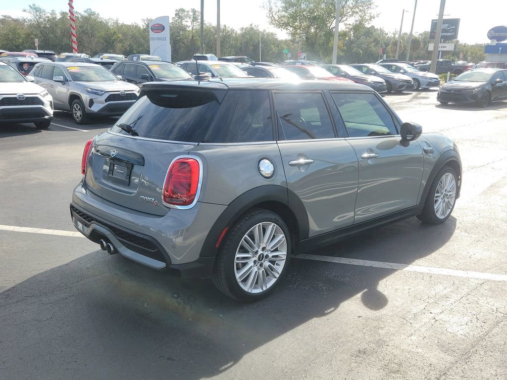 Used 2023 MINI Cooper S image 3