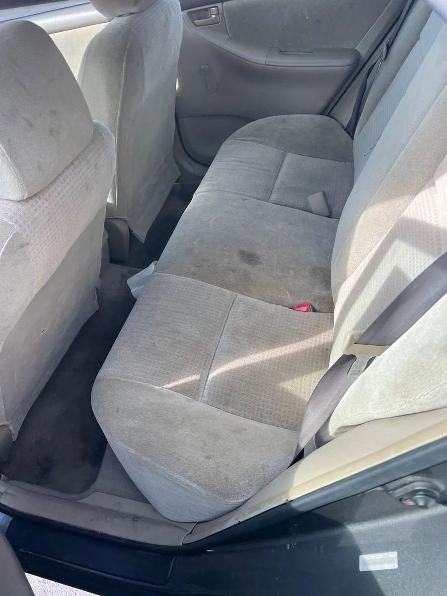 Used 2005 Toyota Corolla CE FWD image 6