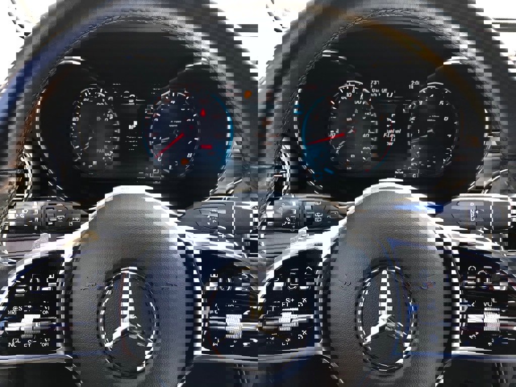 Used 2022 Mercedes-Benz GLC 300 4MATIC w/ Premium Package Lite image 20