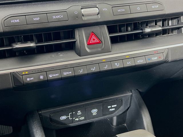 Used 2025 Kia K4 FWD image 19