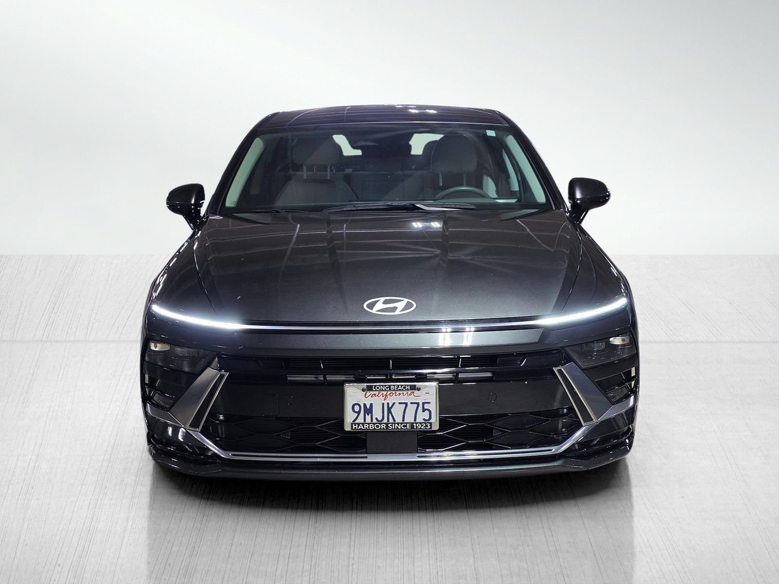 Used 2024 Hyundai Sonata SEL FWD image 2