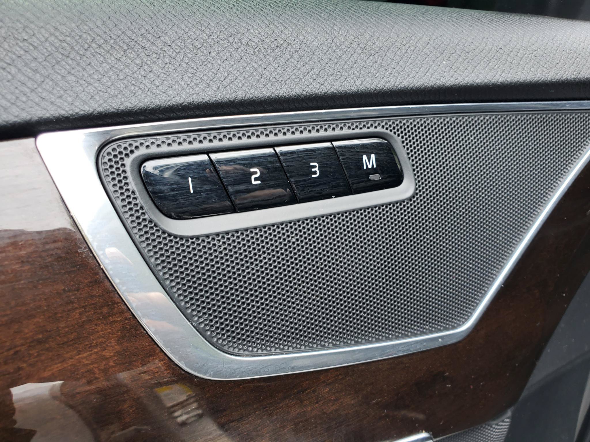 Used 2019 Volvo XC90 T5 Momentum w/ Advanced Package FWD image 27