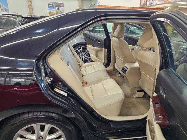 Used 2013 Toyota Camry XLE image 32
