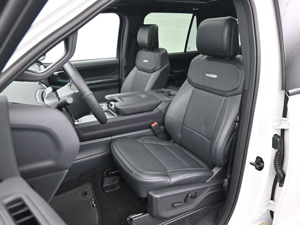 New 2025 Ford Expedition Max Platinum w/ Stealth Appearance Package image 10