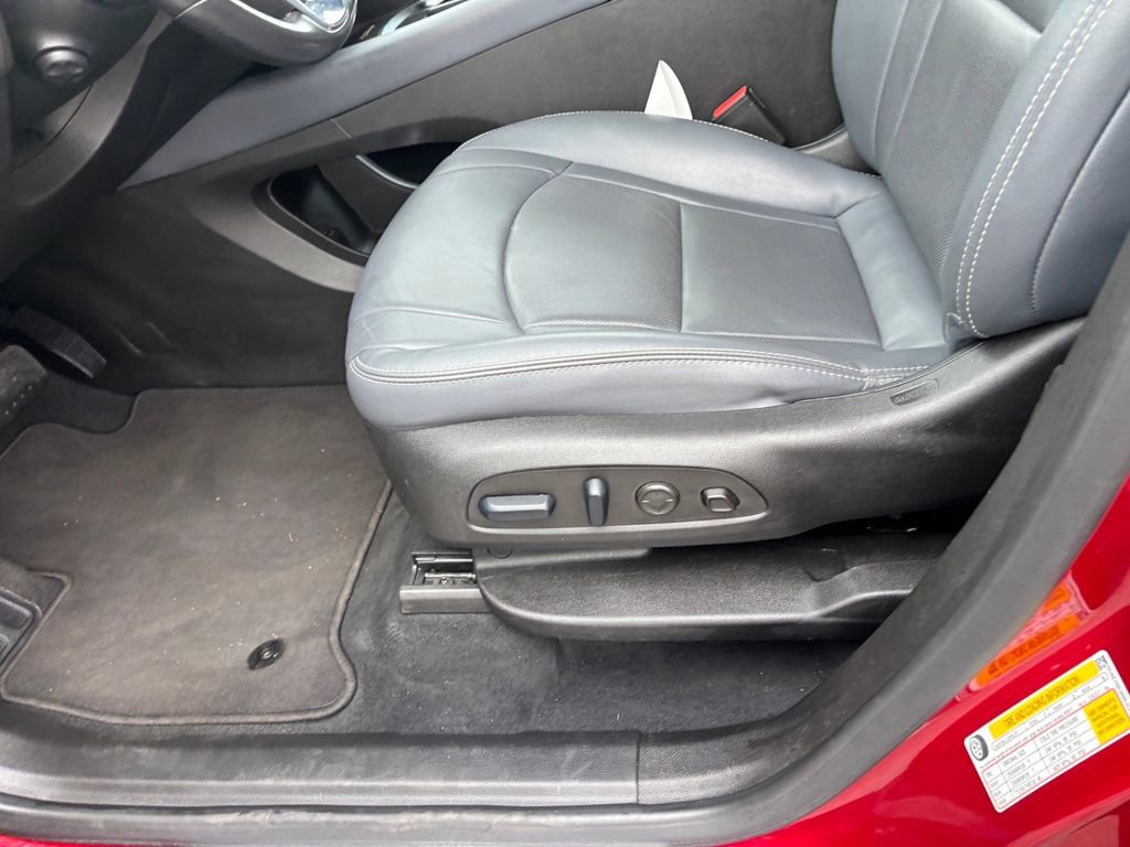 Used 2024 Buick Enclave Premium image 25