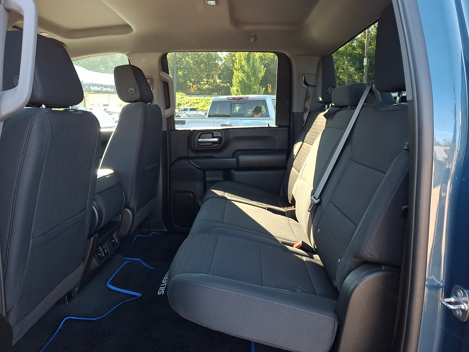 Used 2024 Chevrolet Silverado 2500 Custom w/ Custom Value Package AWD/4WD image 10