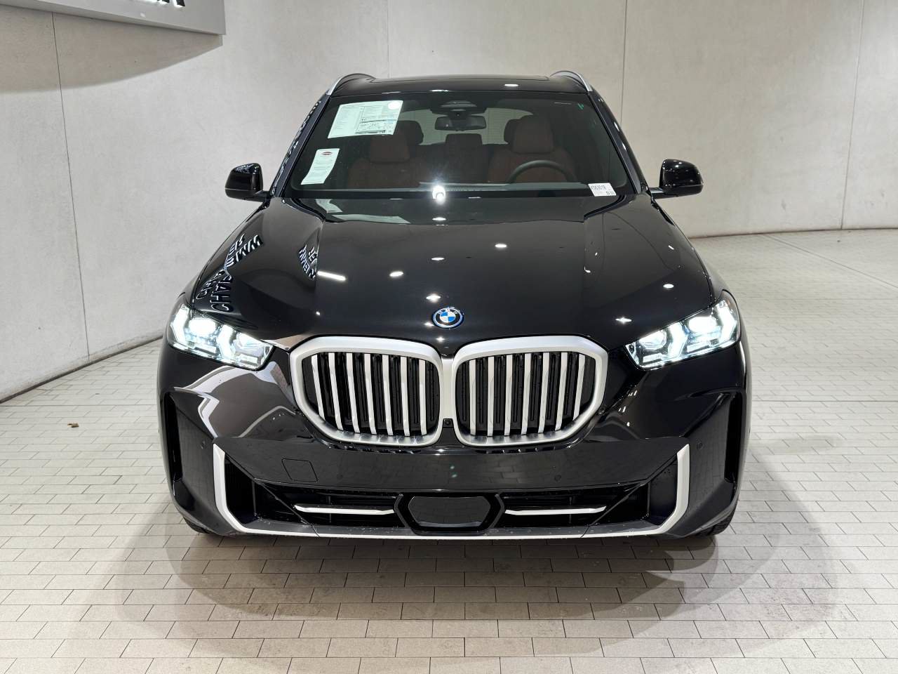 Used 2026 BMW X5 xDrive50e w/ Parking Assistance Package AWD/4WD image 11