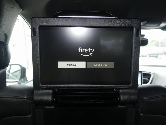 New 2026 Chrysler Pacifica Select image 27