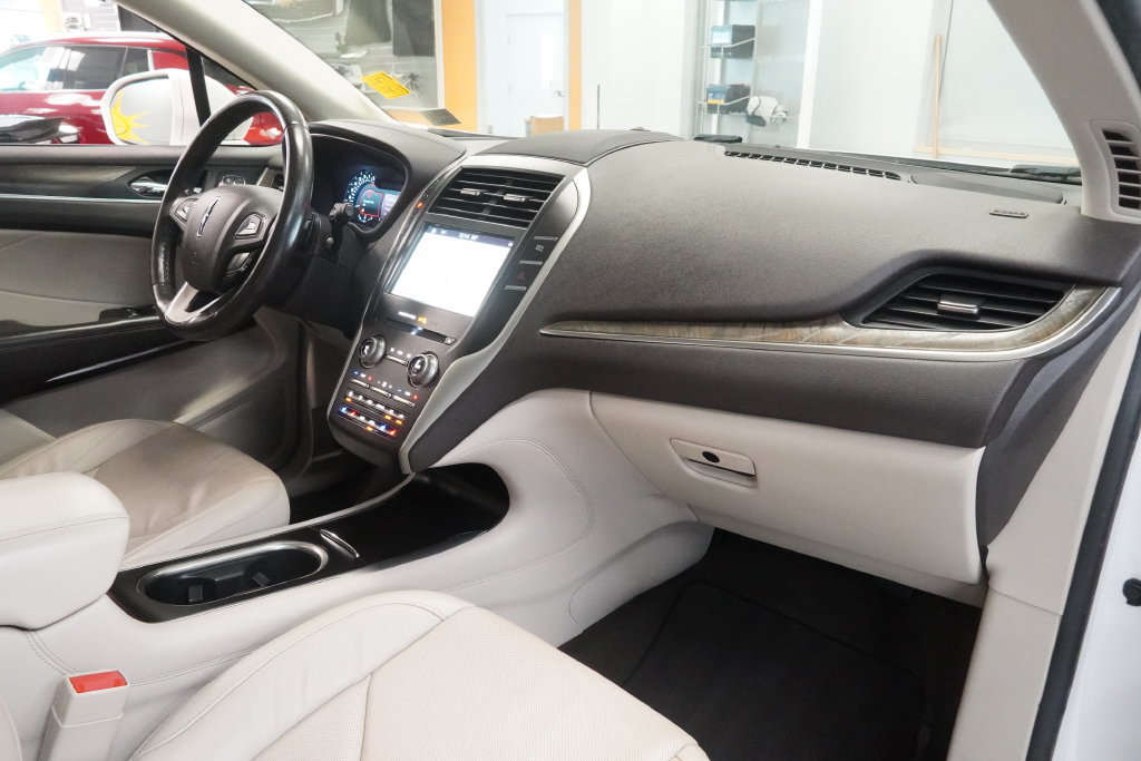 Used 2019 Lincoln MKC Reserve w/ MKC Climate Package AWD/4WD image 37