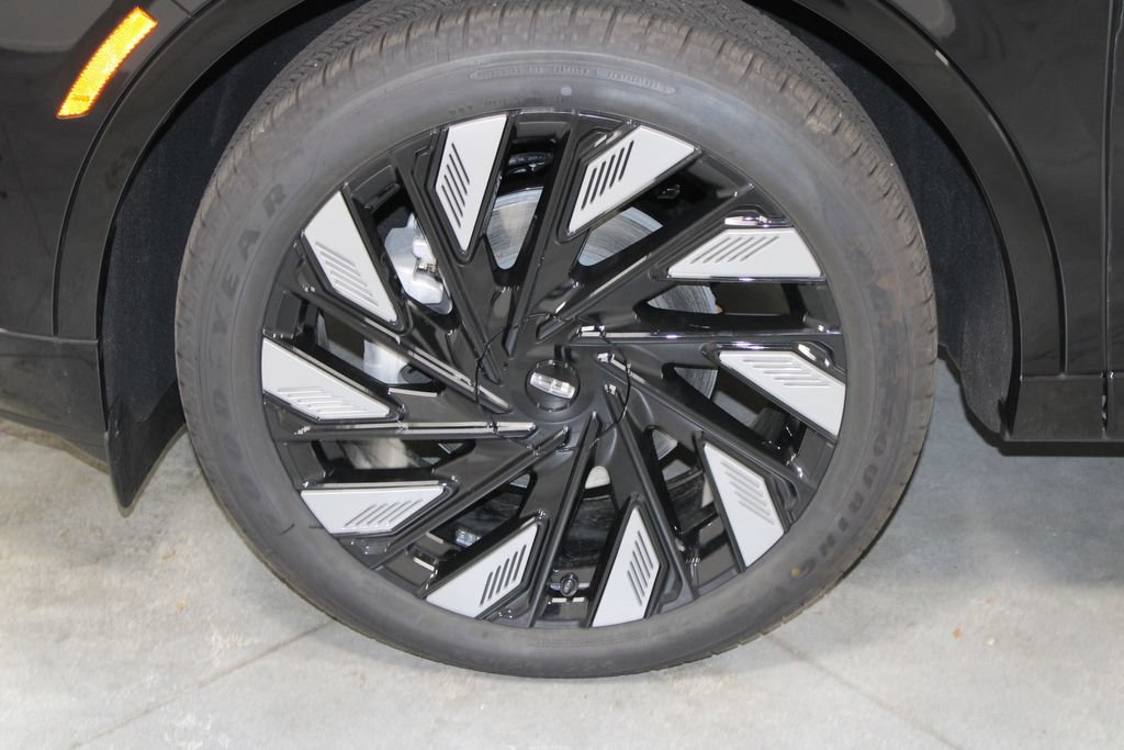 New 2026 Lincoln Nautilus Reserve AWD/4WD image 18