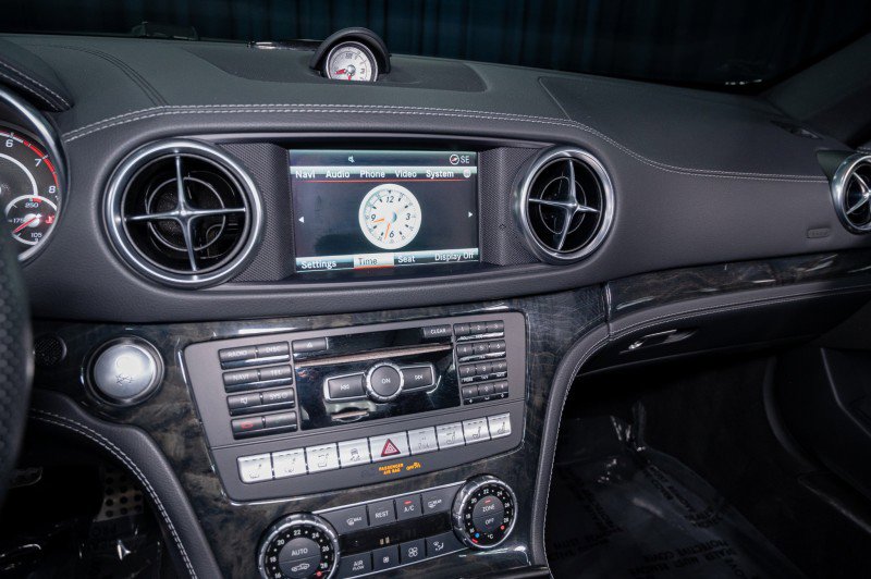 Used 2016 Mercedes-Benz SL 550 image 21