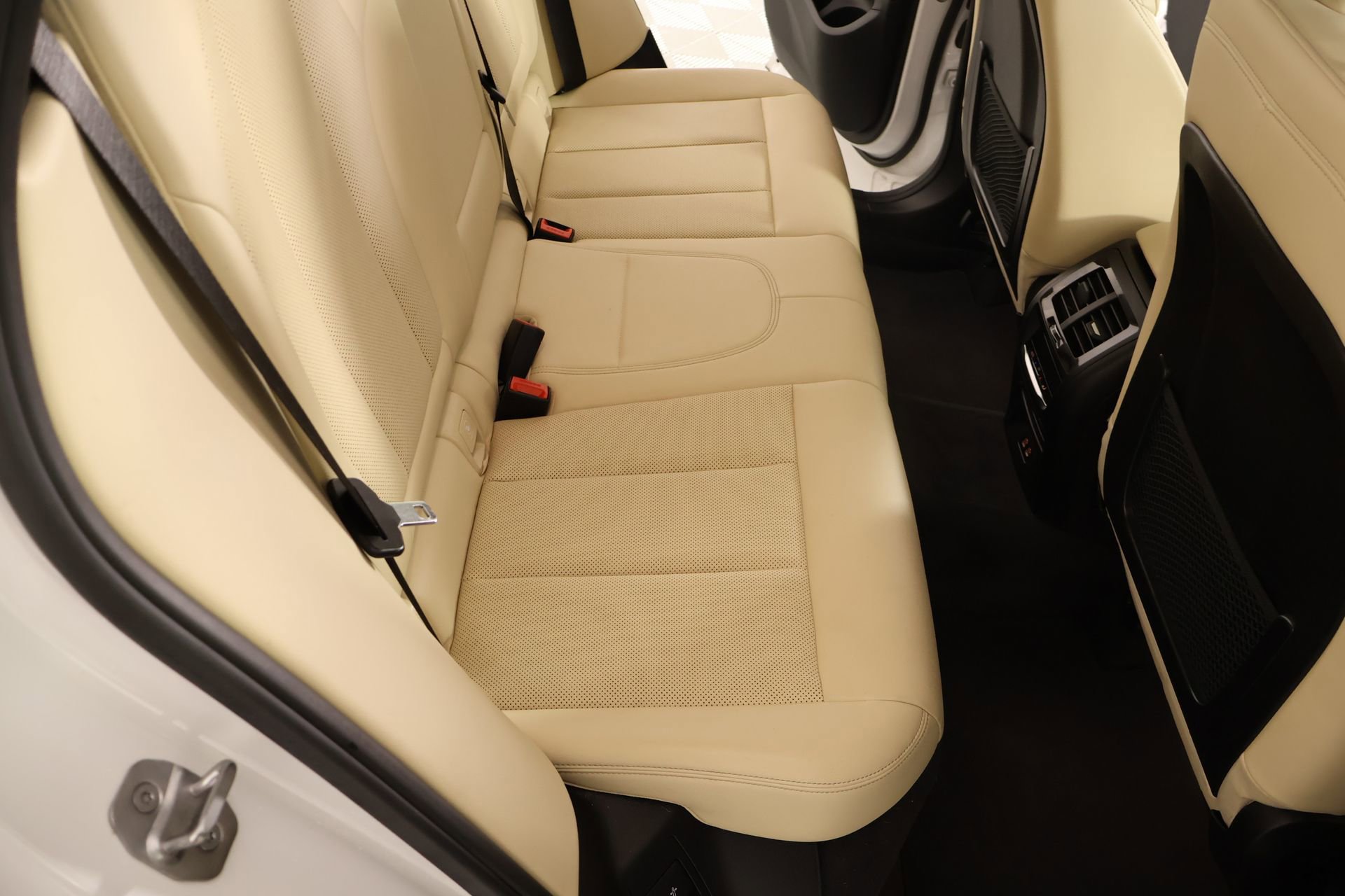 Used 2023 BMW X3 xDrive30i w/ M Sport Package image 15