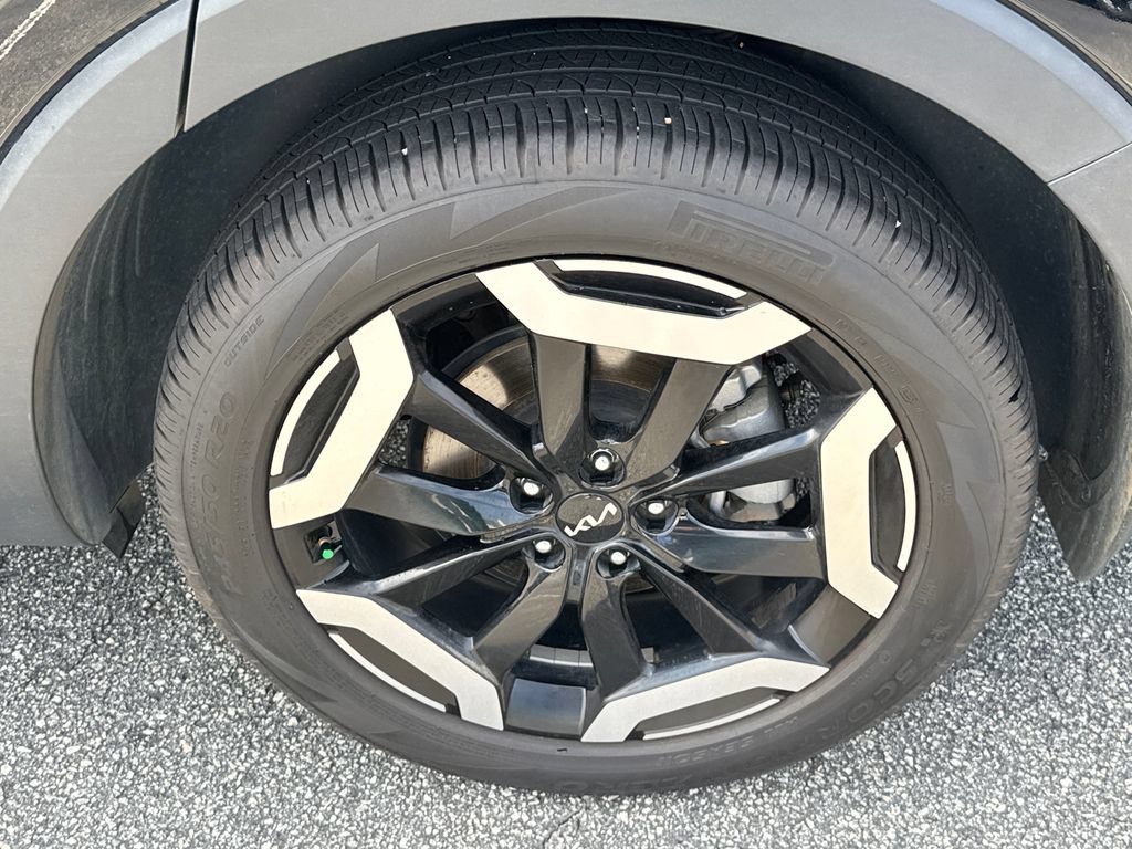 Certified 2024 Kia Telluride EX w/ EX Captain's Chair Package FWD image 20
