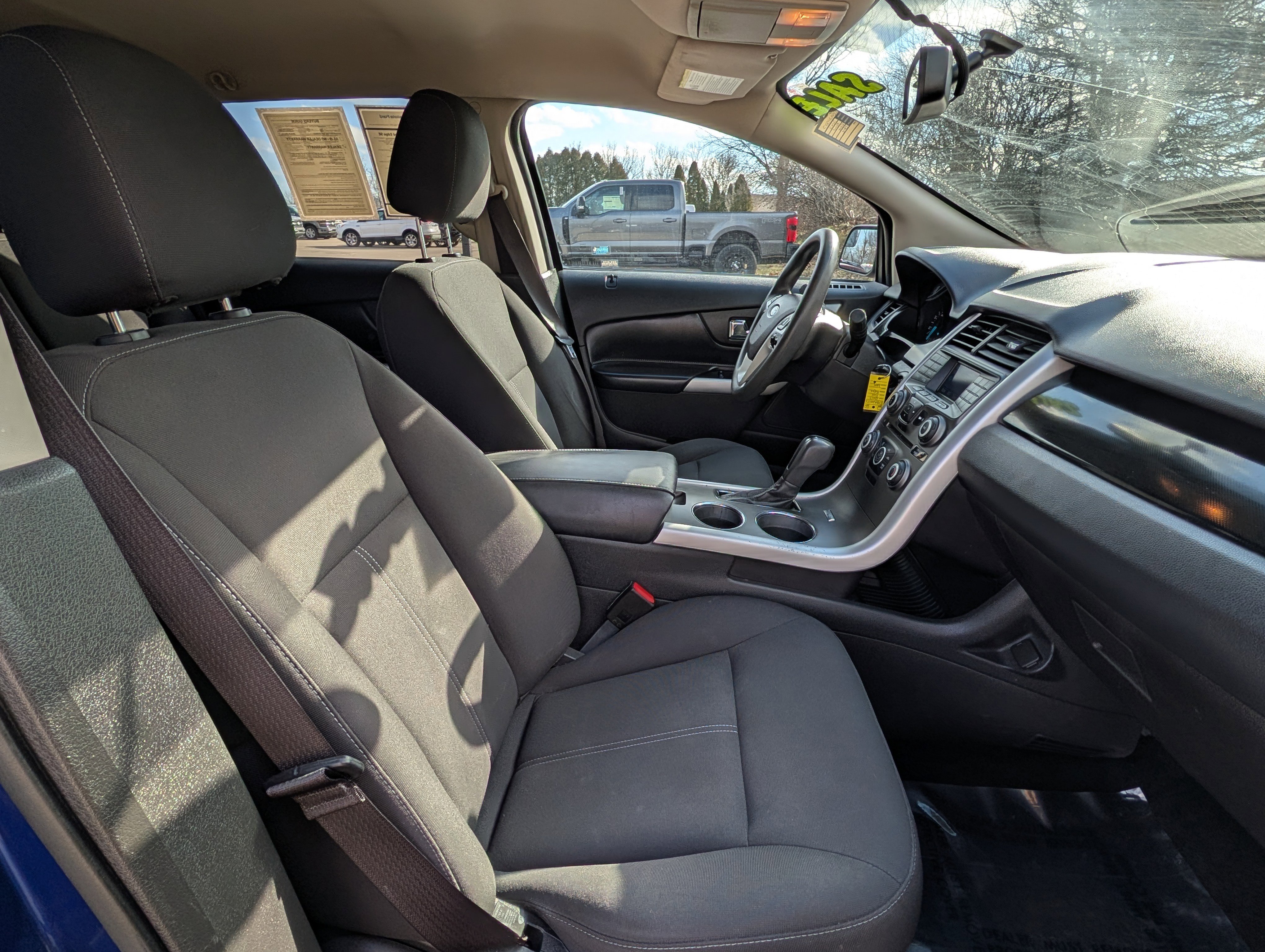 Used 2013 Ford Edge SE image 11