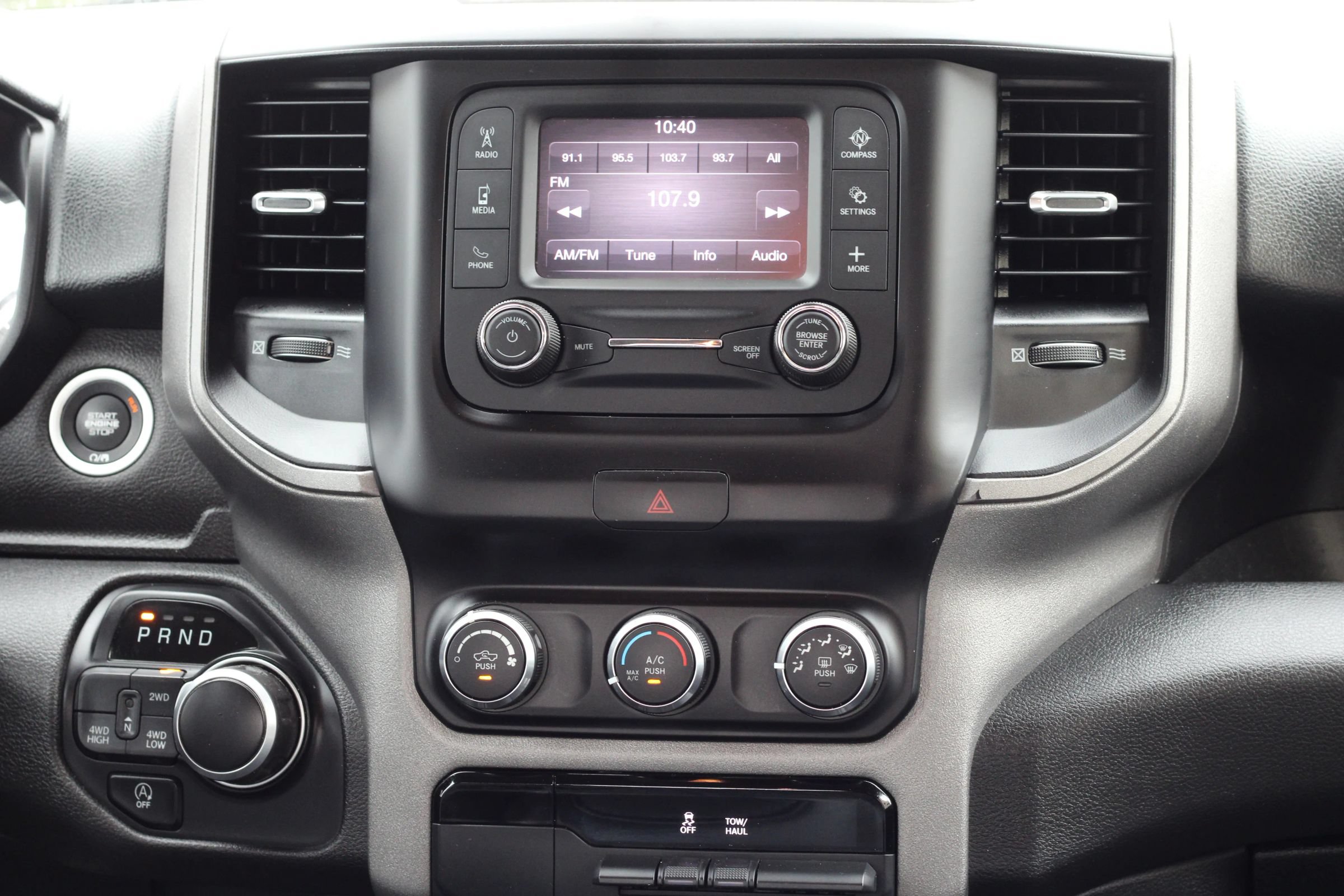 Used 2020 RAM 1500 Tradesman AWD/4WD image 17