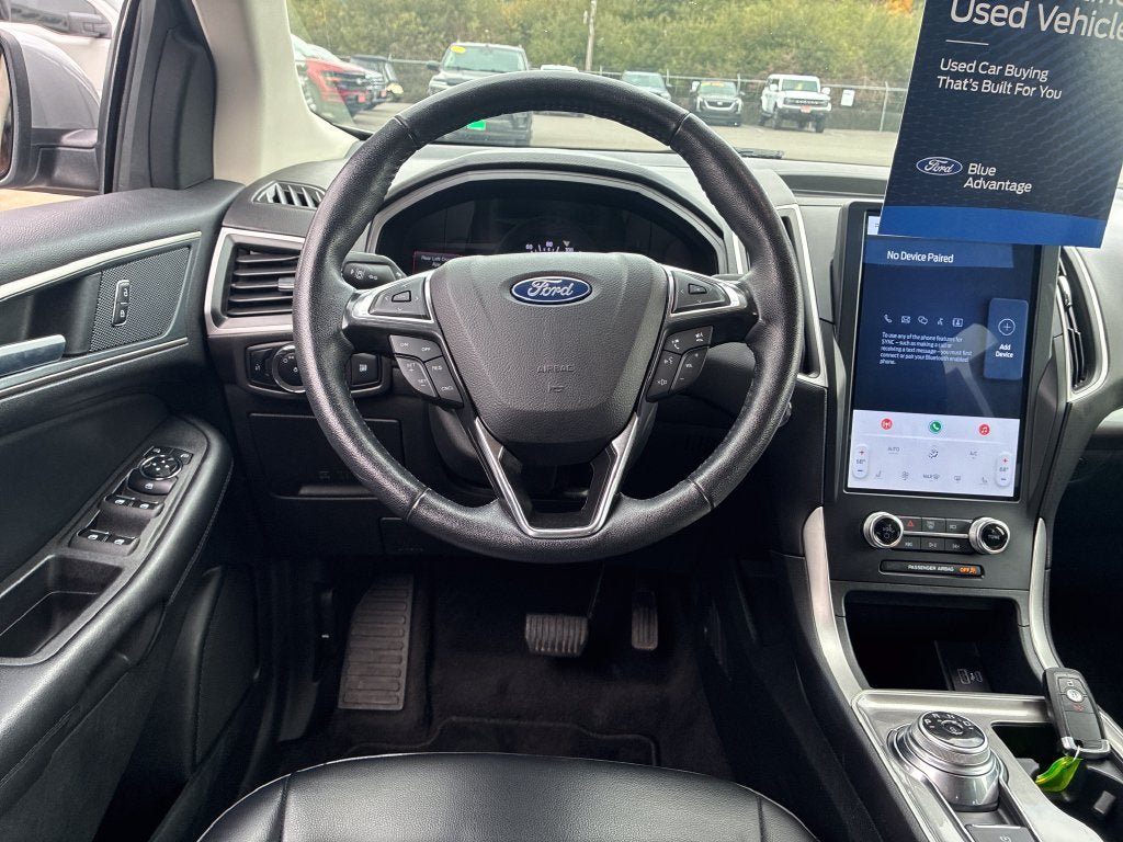 Used 2024 Ford Edge SEL AWD/4WD image 16