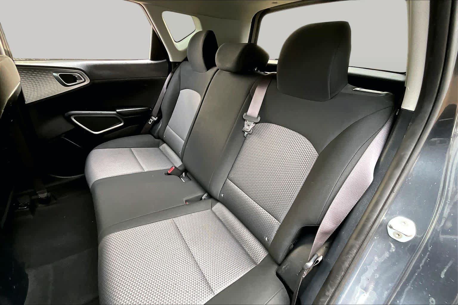 Used 2020 Kia Soul LX FWD image 20