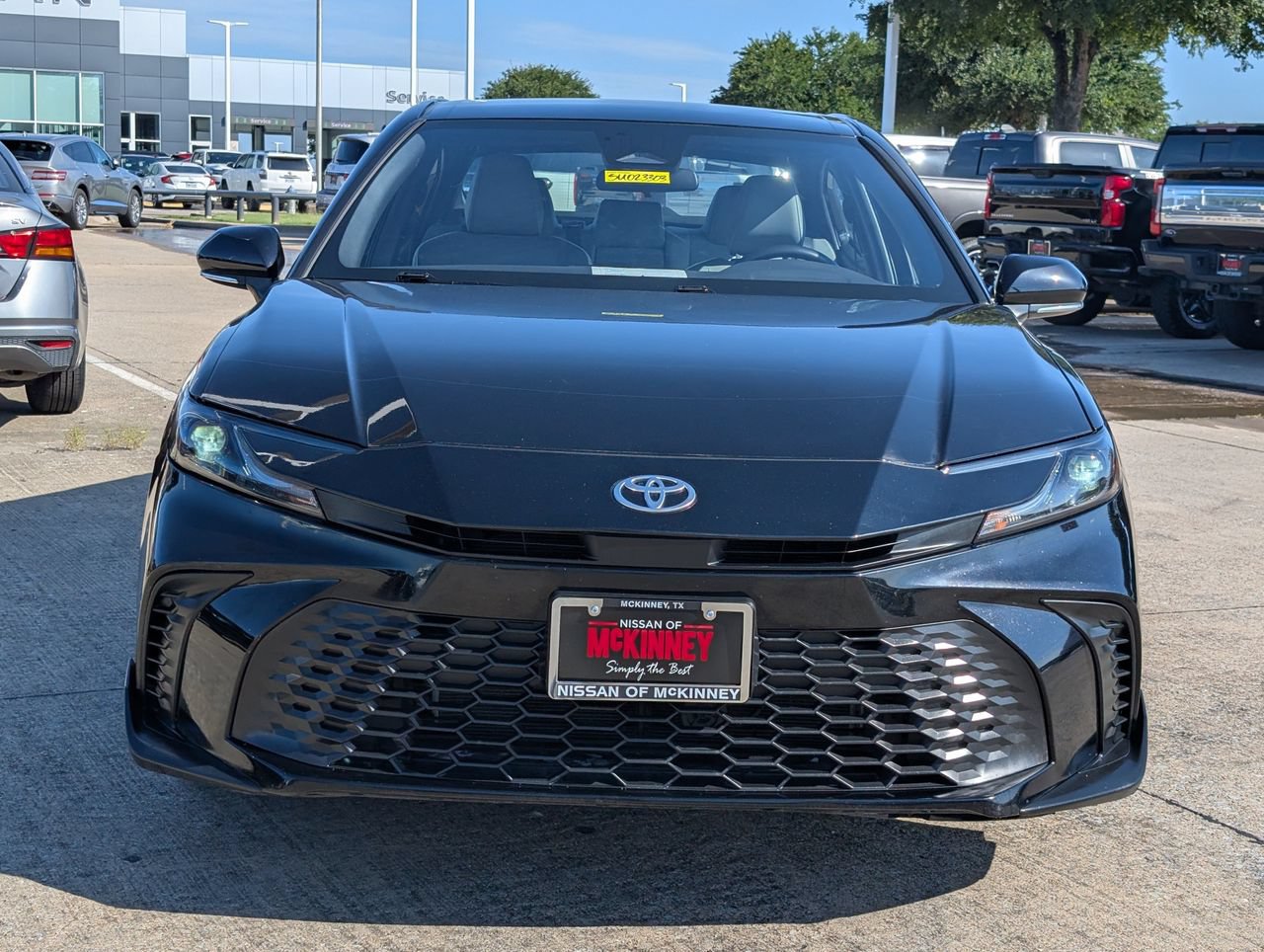 Used 2025 Toyota Camry SE AWD/4WD image 6