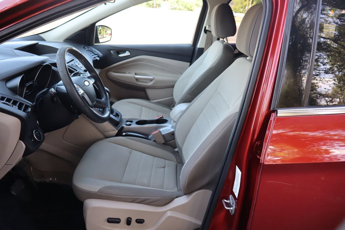 Used 2016 Ford Escape SE FWD image 19