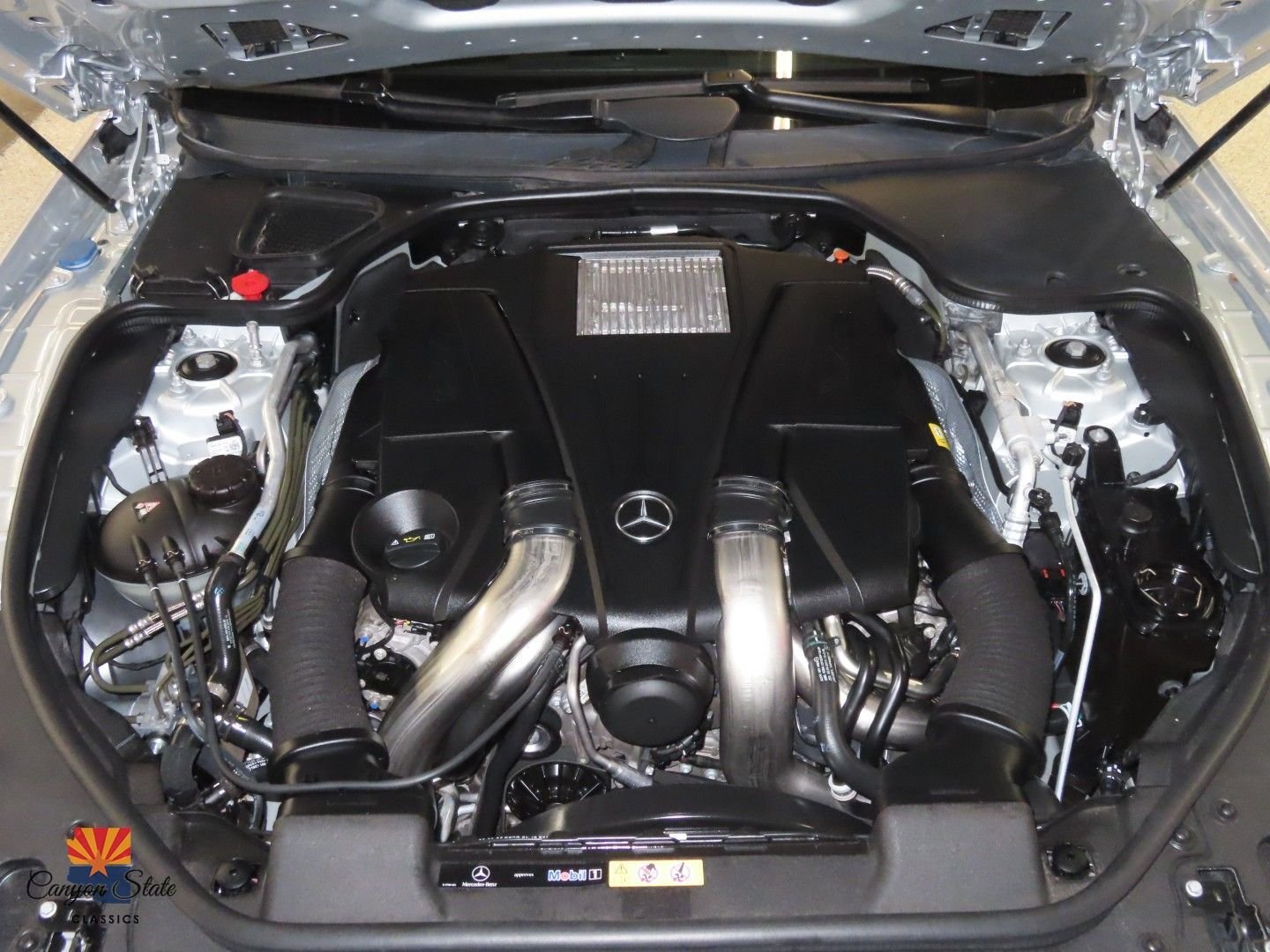 Used 2013 Mercedes-Benz SL 550 image 6