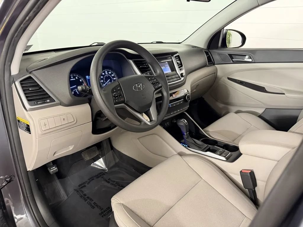 Used 2016 Hyundai Tucson SE w/ Option Group 02 AWD/4WD image 11