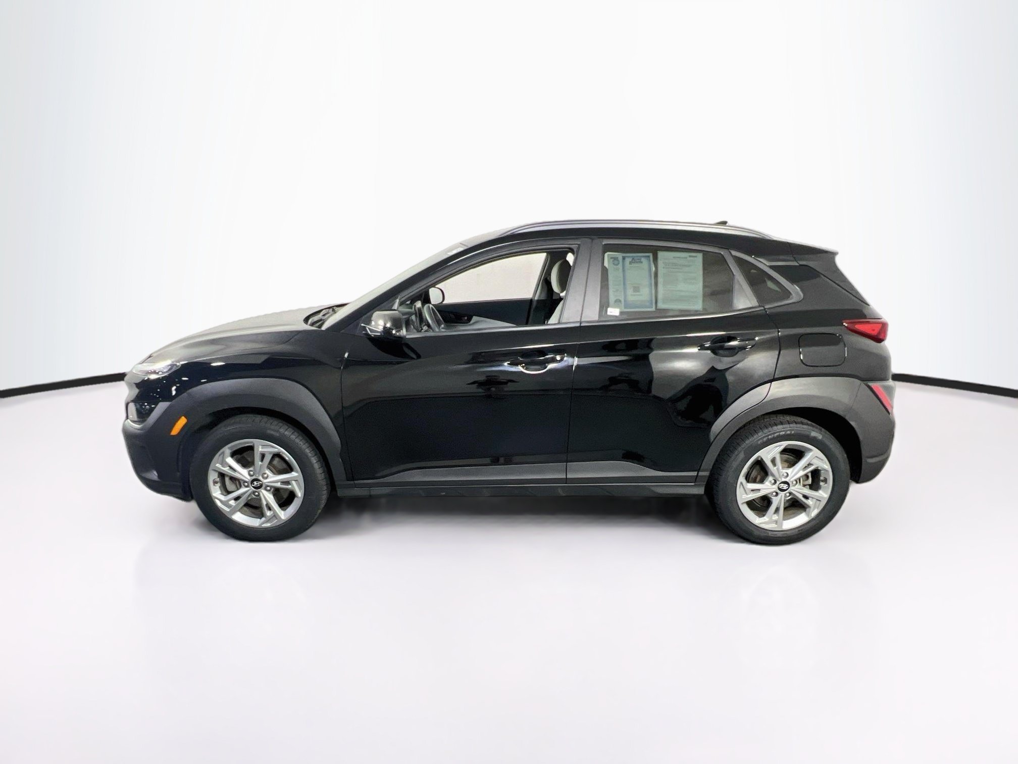 Used 2023 Hyundai Kona SEL w/ Cargo Package AWD/4WD image 8
