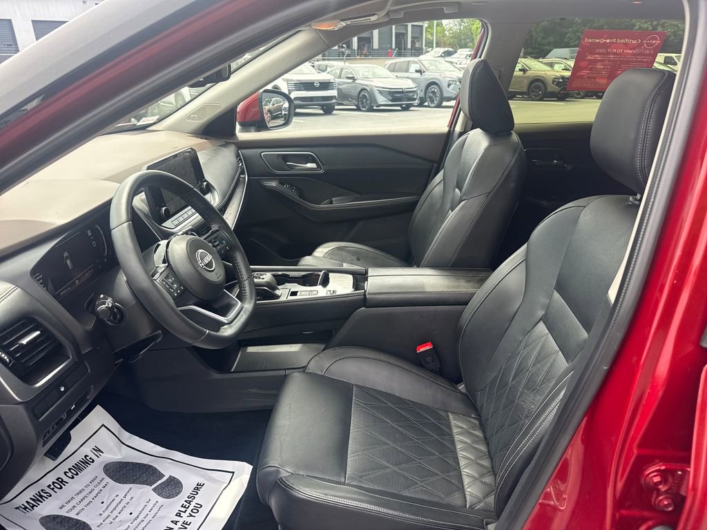 Used 2023 Nissan Rogue Platinum FWD image 10