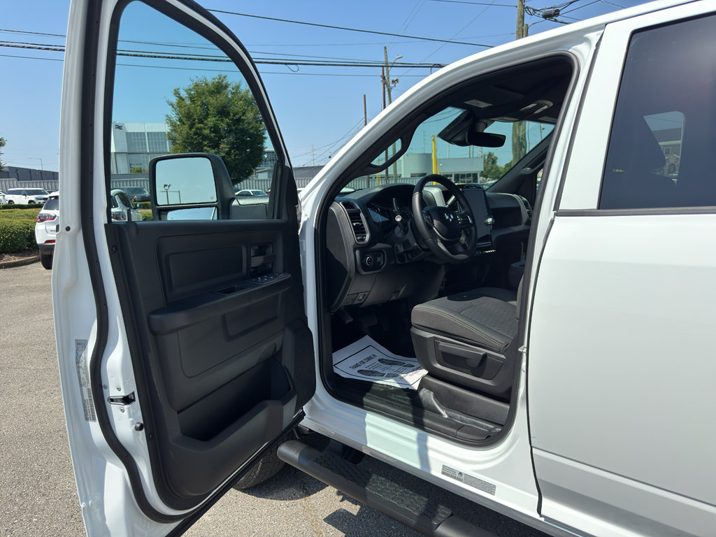 New 2027 RAM 3500 Tradesman AWD/4WD image 28