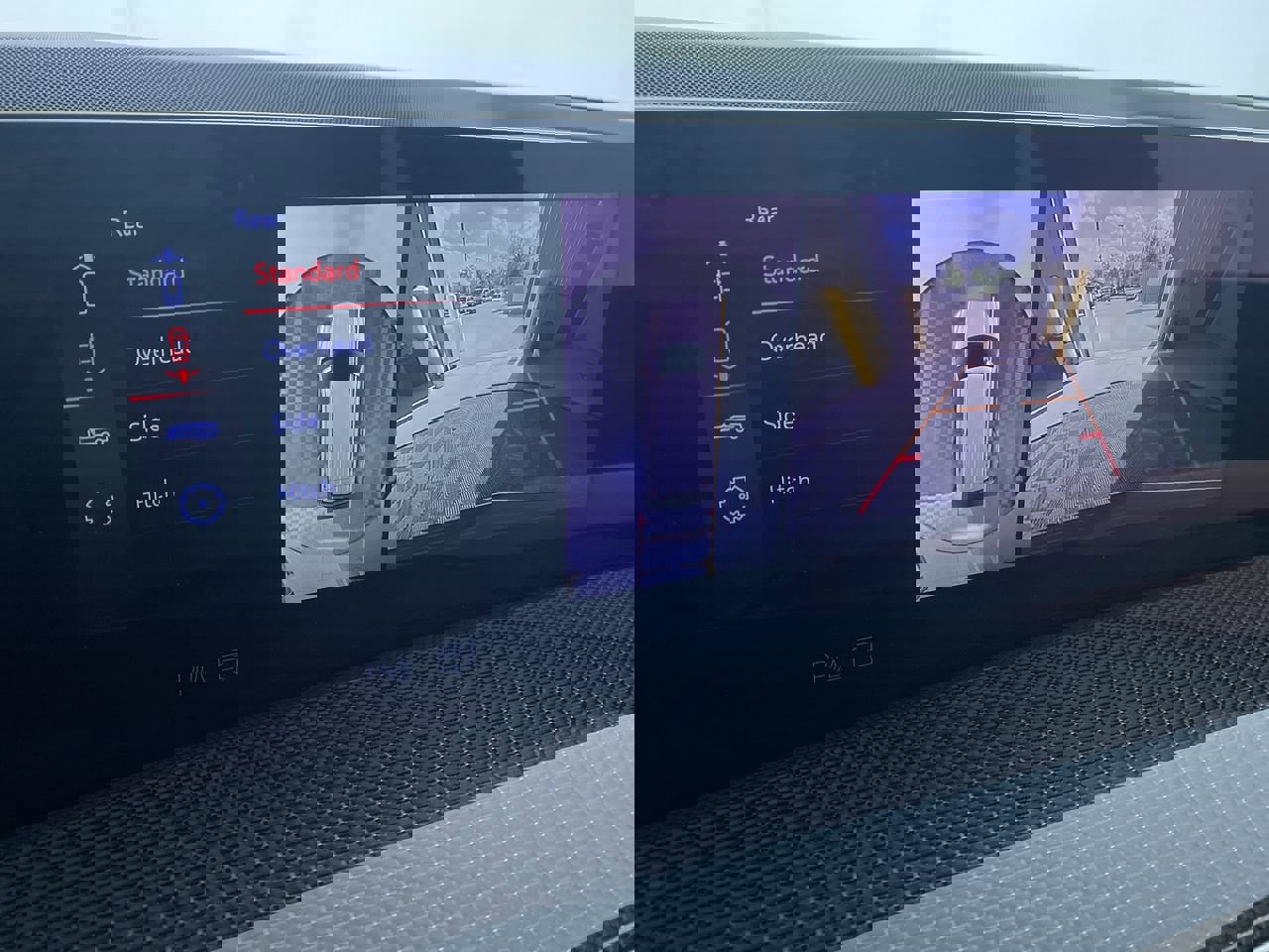 Used 2025 Cadillac Escalade V w/ LPO, ONYX Package image 7