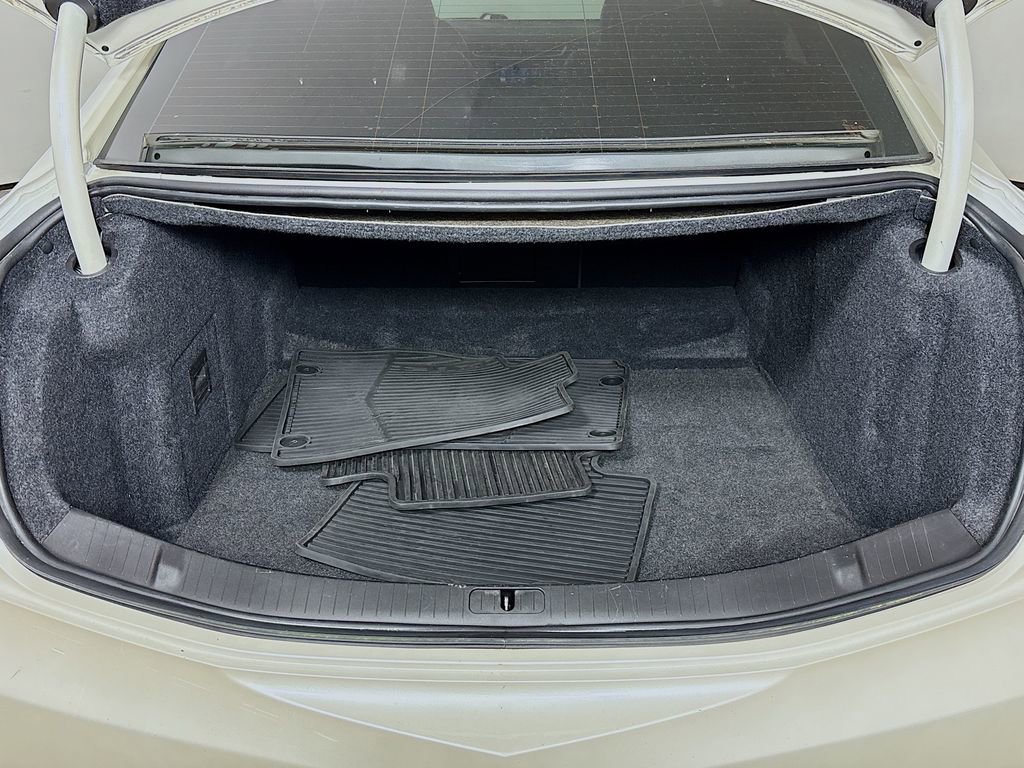 Used 2013 Cadillac XTS Platinum AWD/4WD image 29