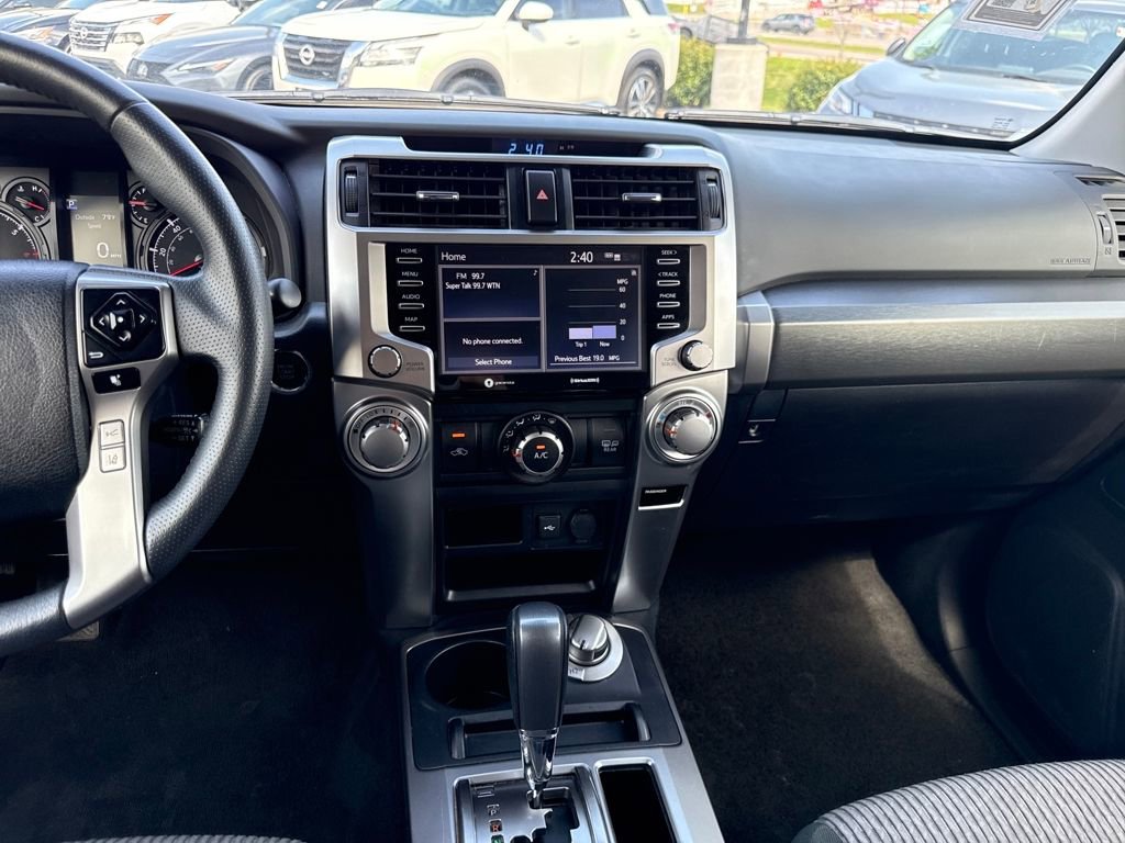 Used 2024 Toyota 4Runner SR5 AWD/4WD image 18
