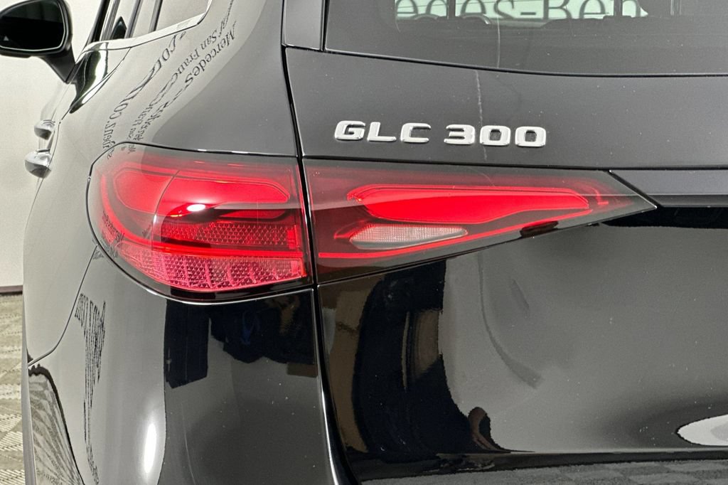 Certified 2026 Mercedes-Benz GLC 300 image 35