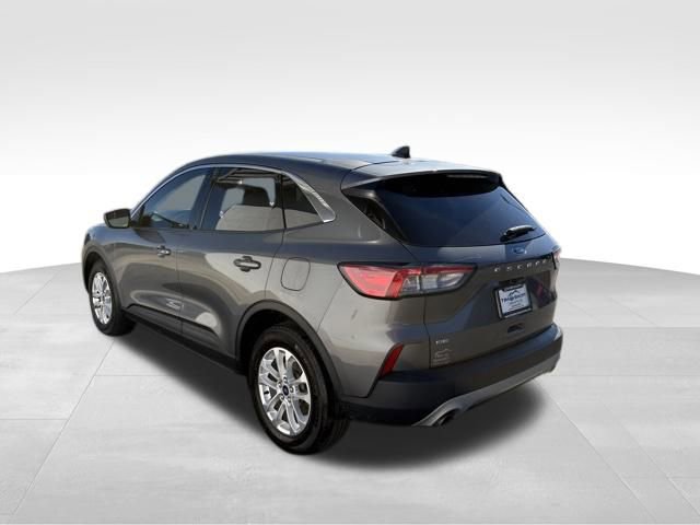 Used 2022 Ford Escape SE image 7
