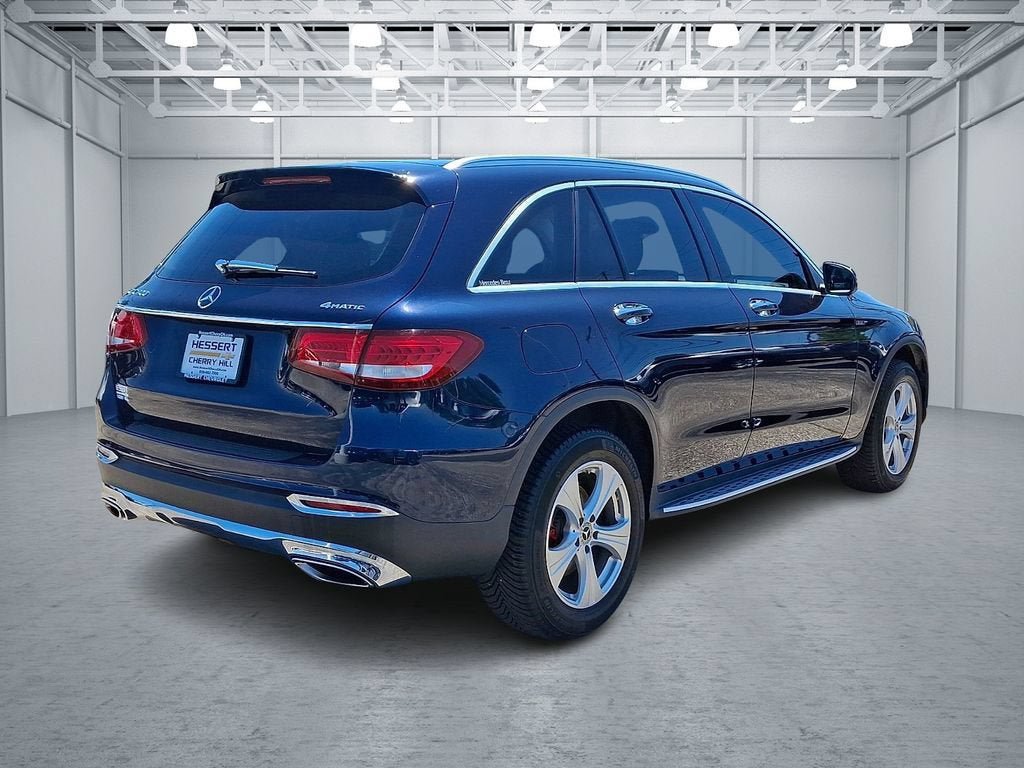 Used 2018 Mercedes-Benz GLC 300 4MATIC image 5