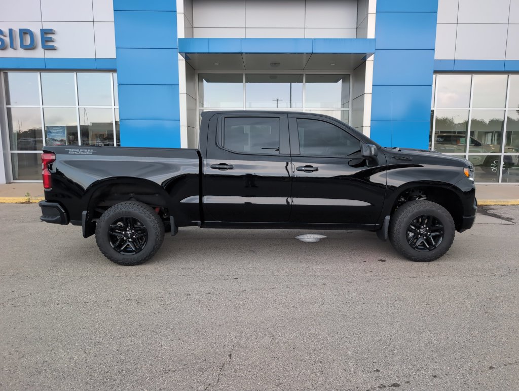 Used 2023 Chevrolet Silverado 1500 LT Trail Boss w/ LT Trail Boss Premium Package