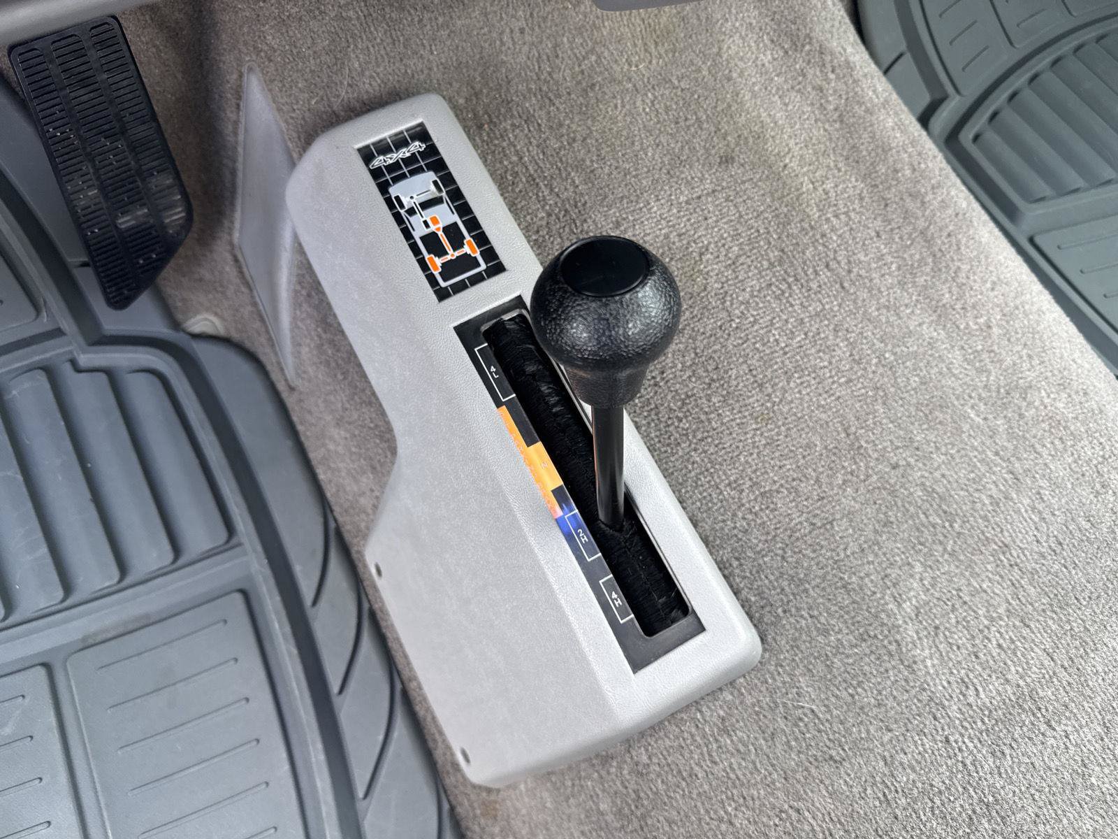 Used 1993 GMC Sierra 1500 4x4 Regular Cab image 18